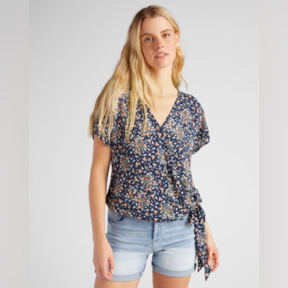 Floral woven surplice top